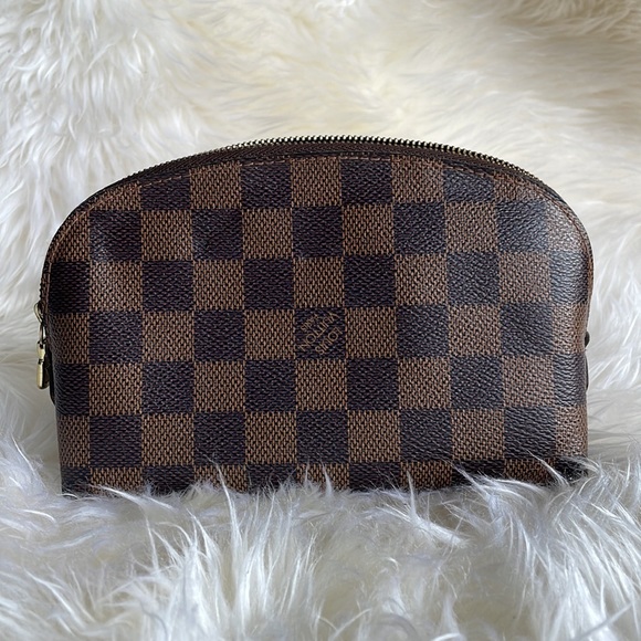 Authentic Louis Vuitton Damier Ebene Cosmetic Pouch - Picture 2 of 16